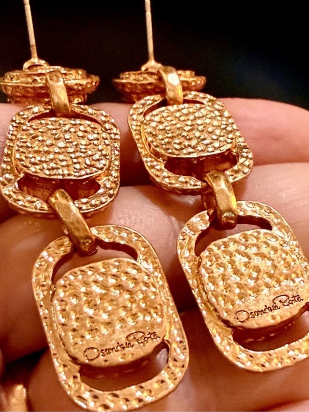 OSCAR DE LA RENTA Amethyst Crystal Earrings✨Gold Triple Drop Rectangles ✨CLIP ON - Picture 8 of 14